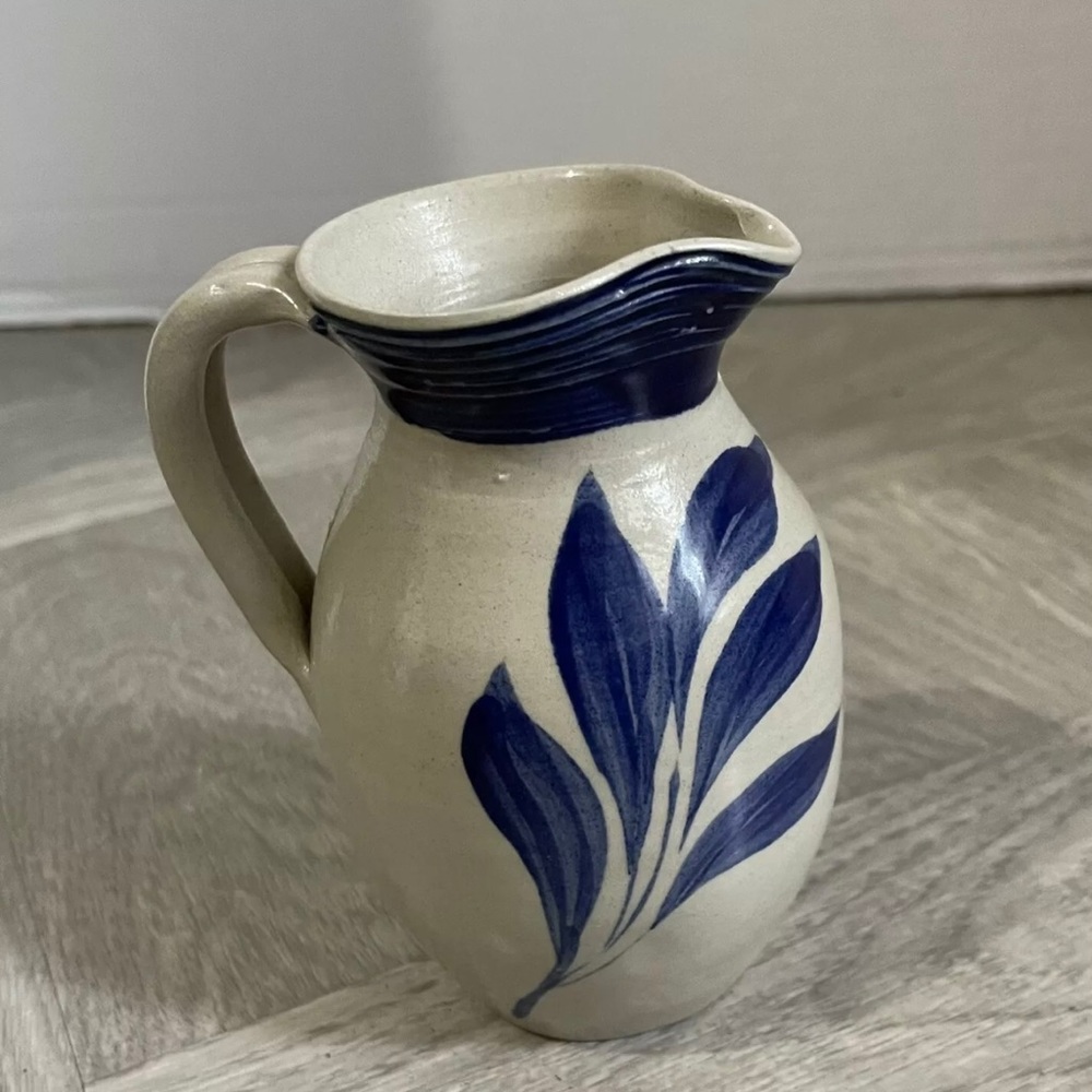 Williamsburg pottery pitcher salt glazed leaf stamped 4 1/2”